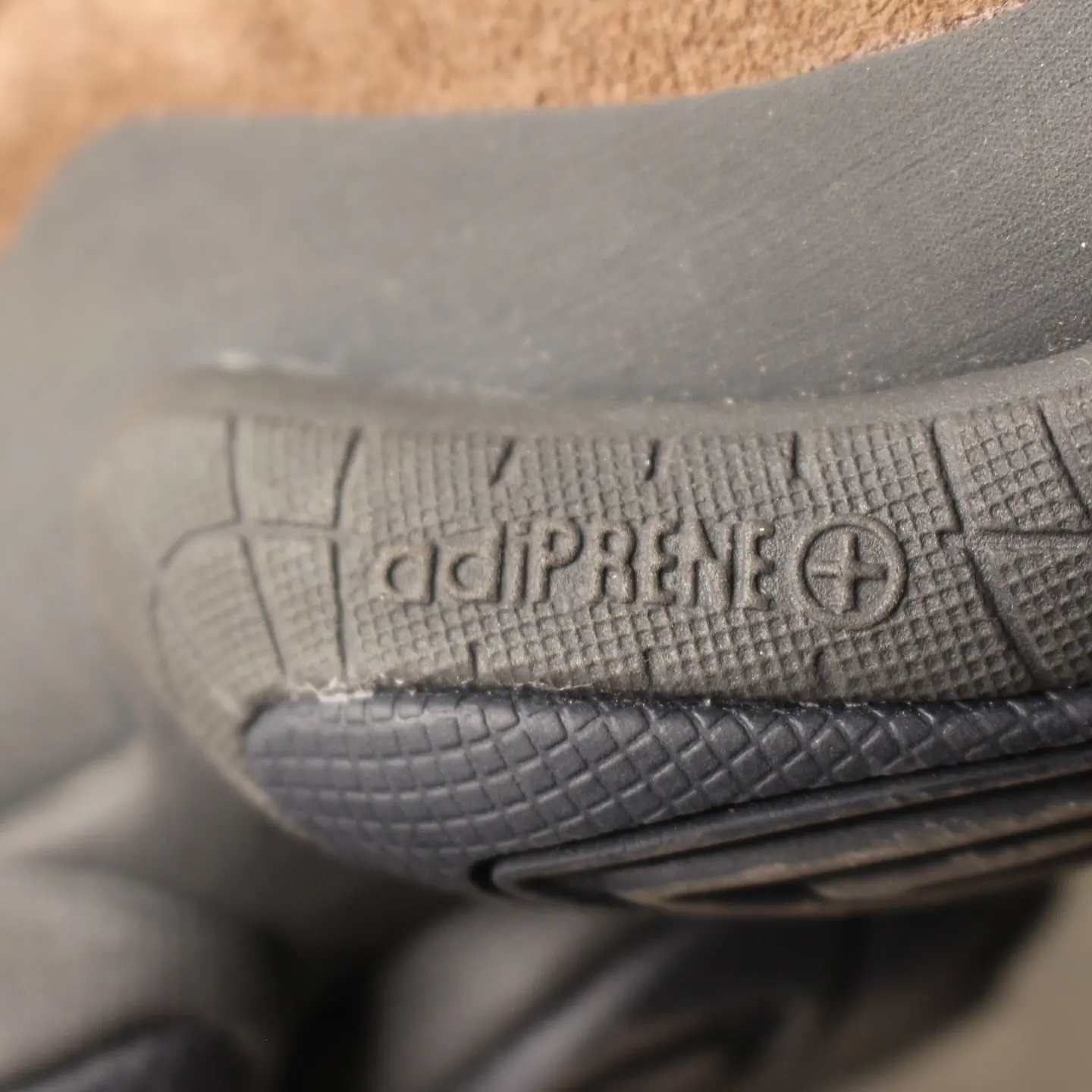 Adidas Yeezy 500 High ‘Taupe Black’, view 5 of 6